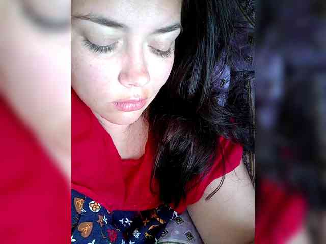 Naturally_Mom webcam