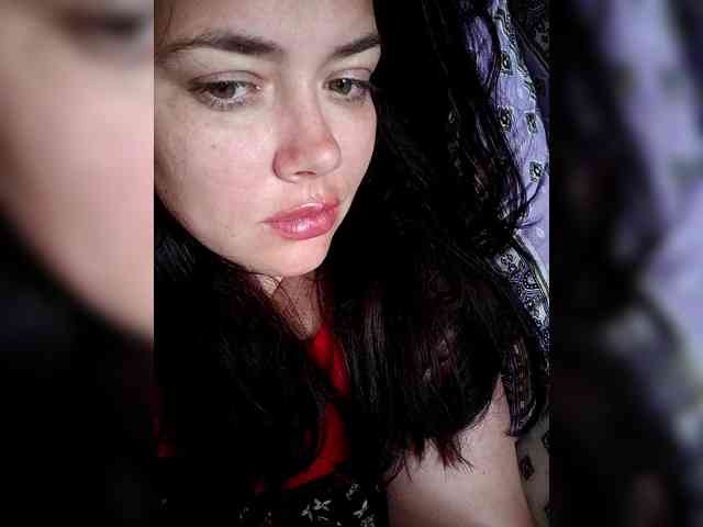 Naturally_Mom webcam