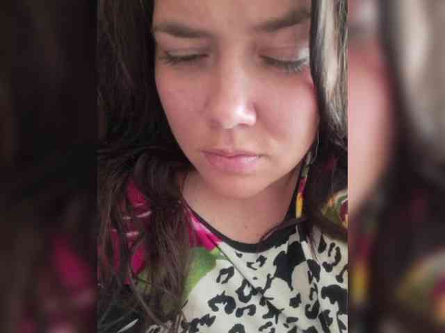Naturally_Mom webcam
