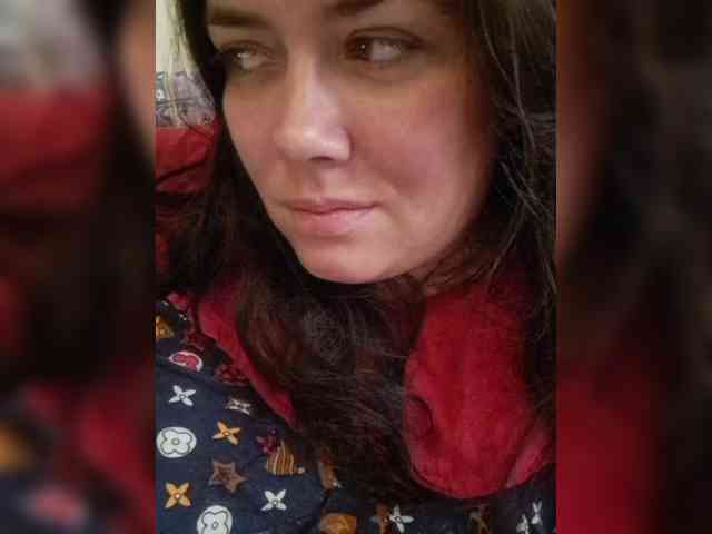 Naturally_Mom webcam