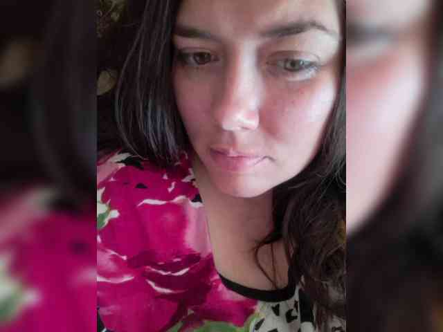 Naturally_Mom webcam