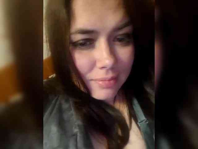 Naturally_Mom webcam