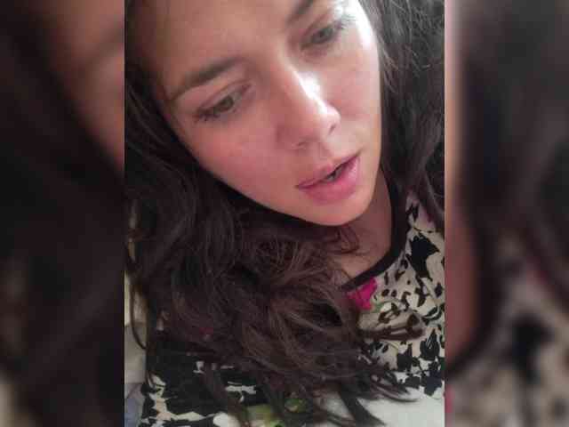 Naturally_Mom webcam