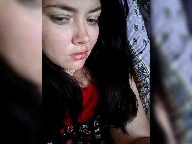 Naturally_Mom webcam
