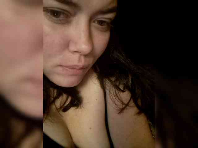 Naturally_Mom webcam