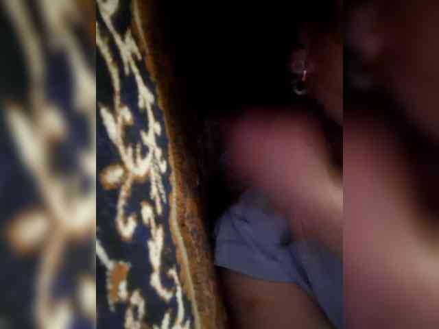 Naturally_Mom webcam