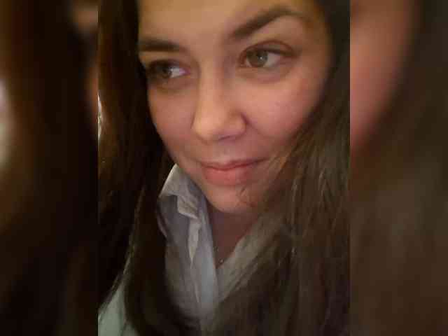 Naturally_Mom webcam