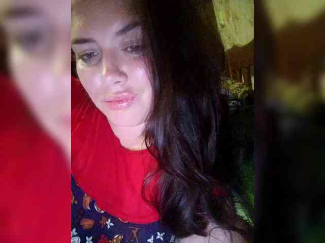 Naturally_Mom webcam