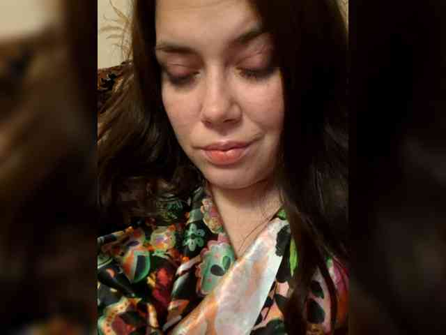 Naturally_Mom webcam