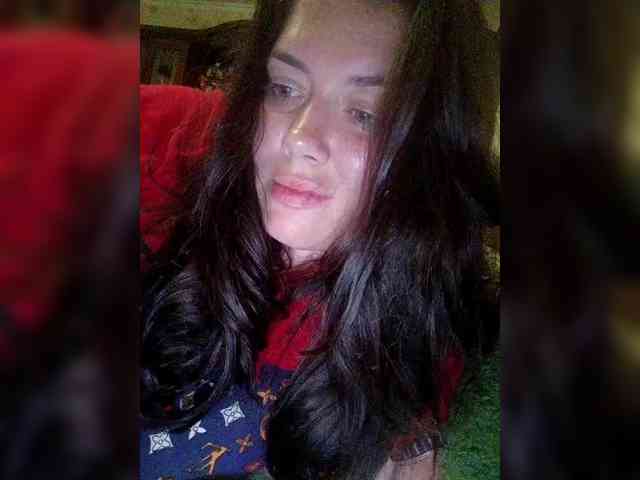 Naturally_Mom webcam