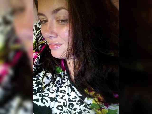 Naturally_Mom webcam