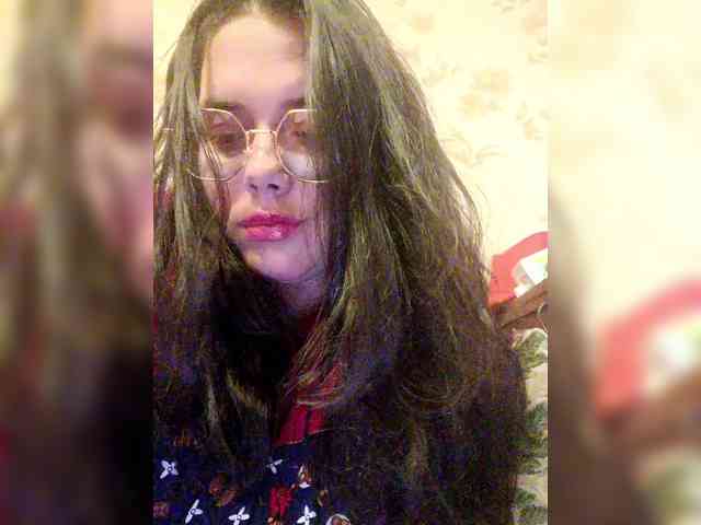 Naturally_Mom webcam