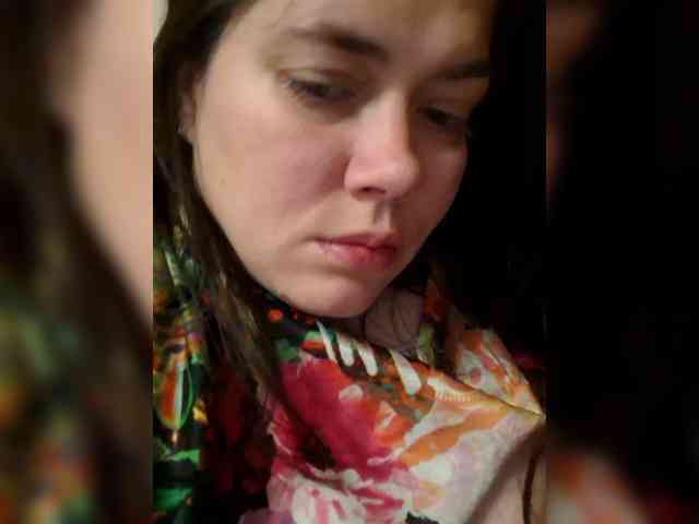 Naturally_Mom webcam