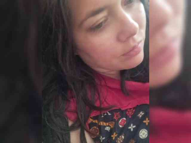Naturally_Mom webcam