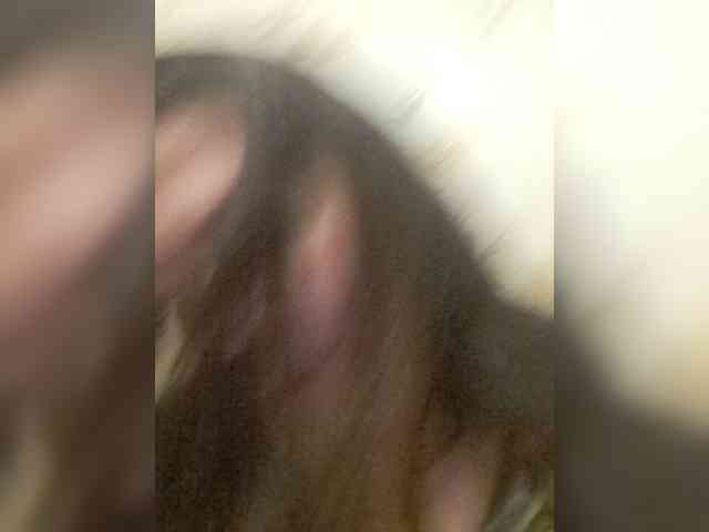 Naturally_Mom webcam