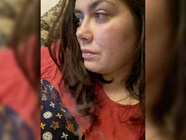 Naturally_Mom webcam
