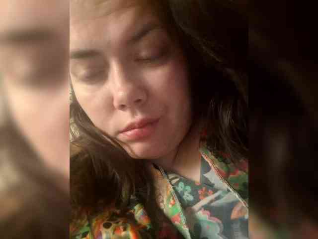 Naturally_Mom webcam