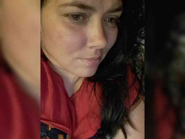 Naturally_Mom webcam