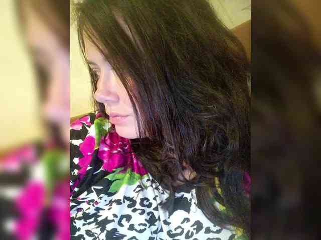 Naturally_Mom webcam