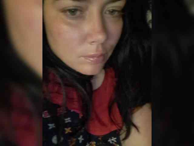 Naturally_Mom webcam