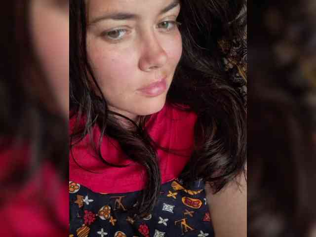 Naturally_Mom webcam