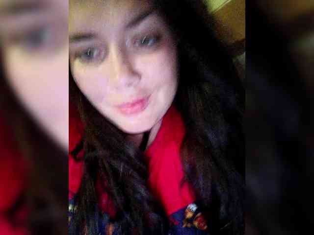 Naturally_Mom webcam