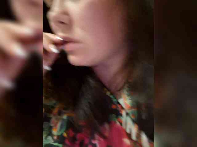 Naturally_Mom webcam