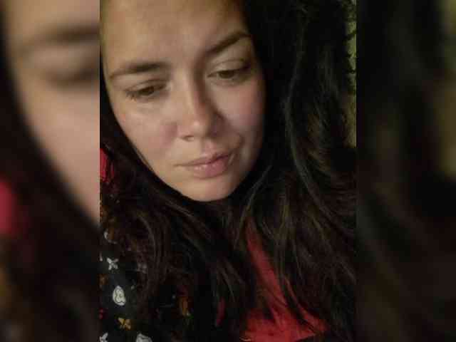 Naturally_Mom webcam