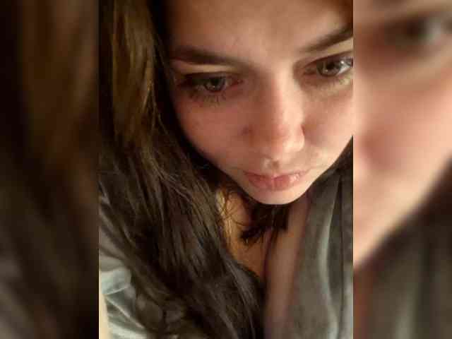 Naturally_Mom webcam