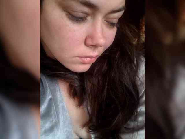 Naturally_Mom webcam