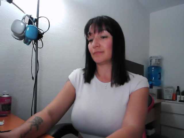 natylusexy live cam profile