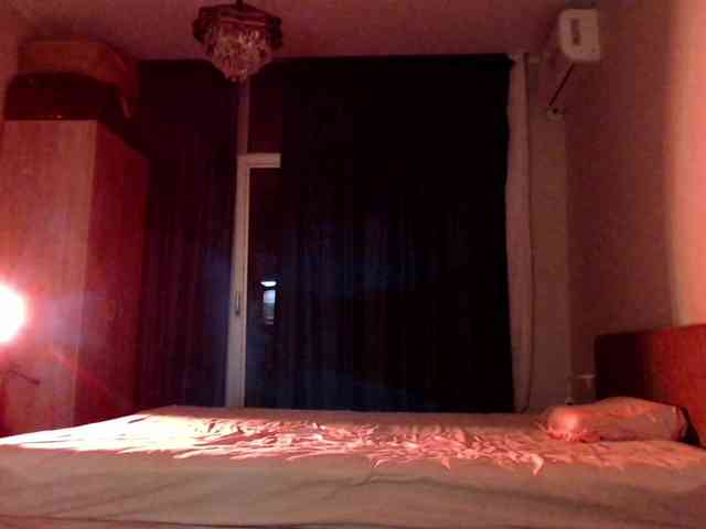 SarinnnaLuv webcam