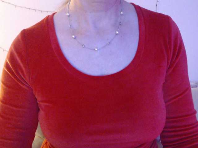 goodsnowqueen cam belle