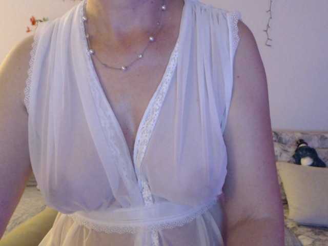  goodSnowQueen chat room