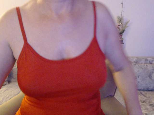 goodSnowQueen's BongaCams show and profile