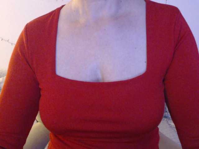 goodSnowQueen's BongaCams show and profile