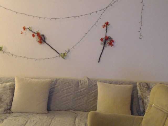 goodSnowQueen from BongaCams is Freechat