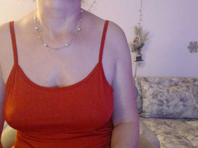 goodSnowQueen's BongaCams show and profile