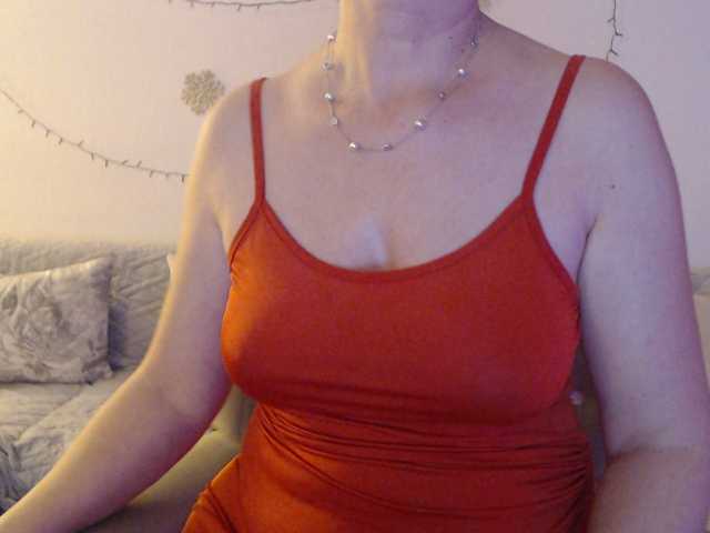 goodSnowQueen's BongaCams show and profile
