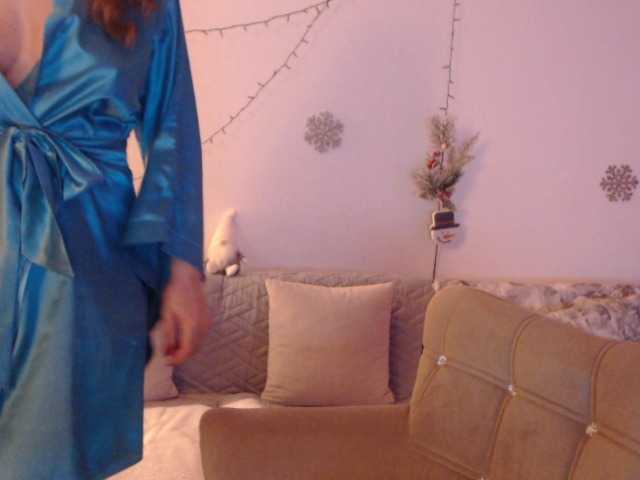 goodSnowQueen's BongaCams show and profile