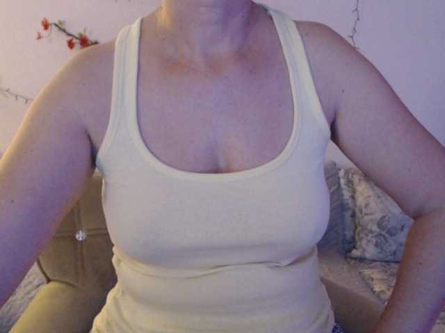  goodSnowQueen chat room