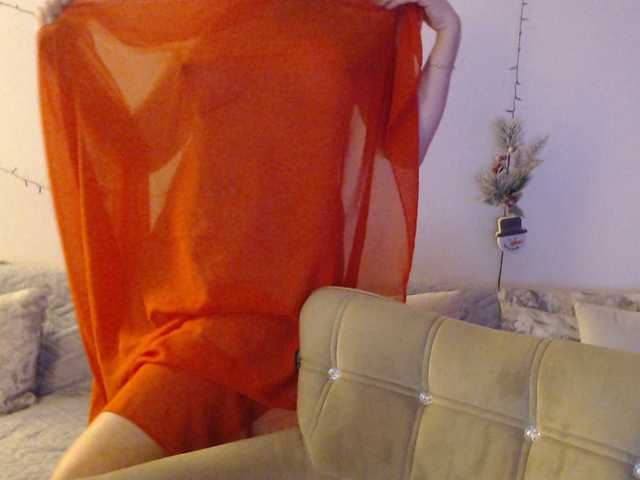 goodSnowQueen's BongaCams show and profile