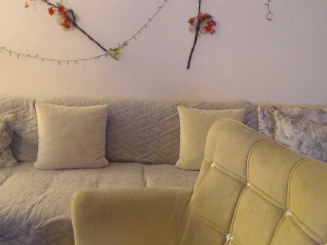  goodSnowQueen chat room