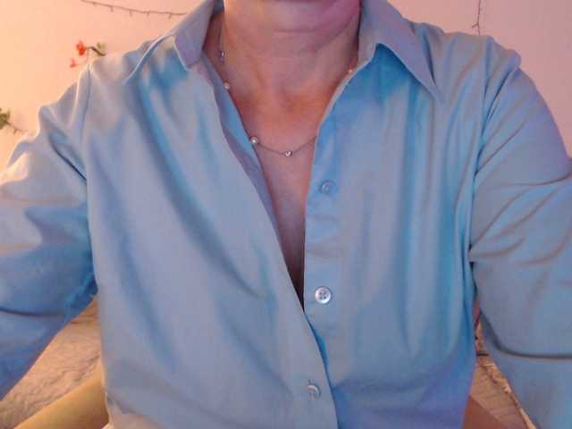  goodSnowQueen chat room