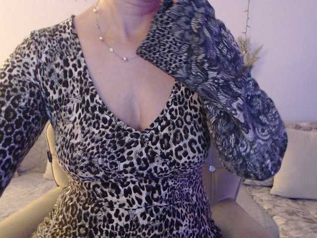 goodsnowqueen live sex show