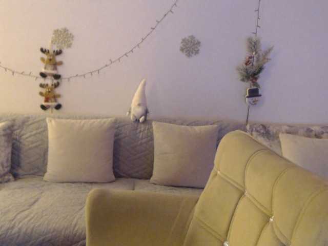 goodSnowQueen's BongaCams show and profile