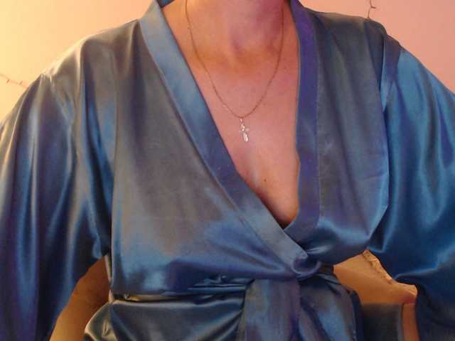  goodSnowQueen chat room