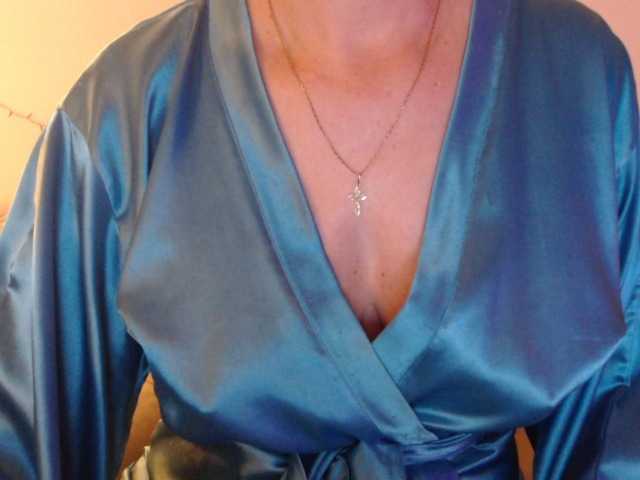  goodSnowQueen chat room