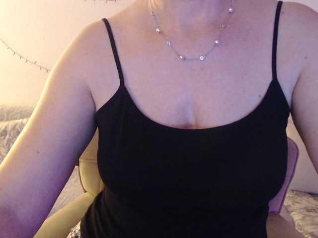 goodsnowqueen live sex show