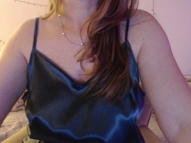 goodSnowQueen's BongaCams show and profile